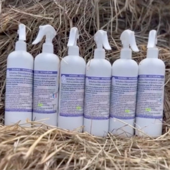 ARBALOU DÉMÊLANT et LUSTRANT